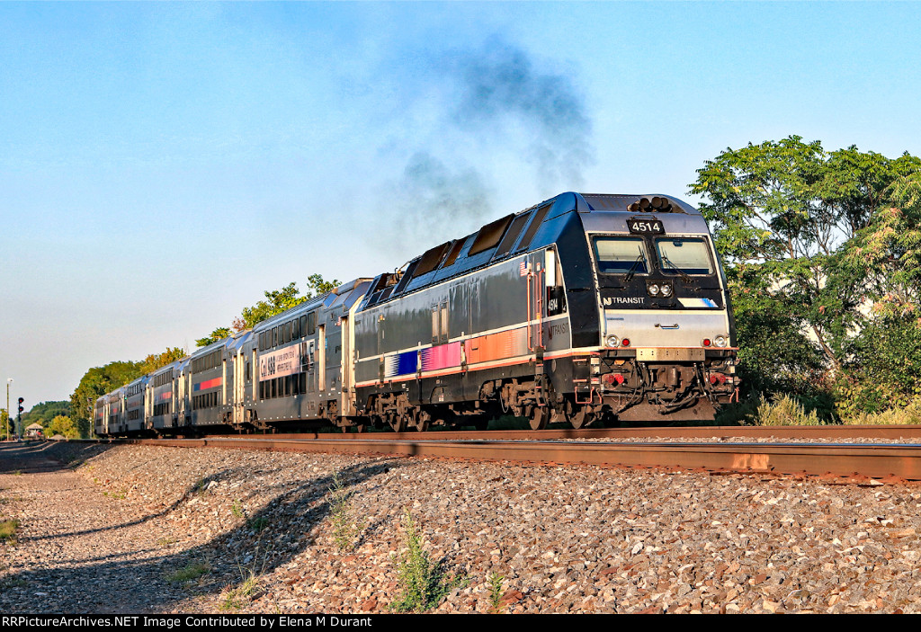 NJT 4506 on train 5526